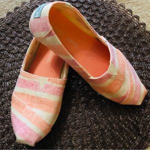 Tom’s Alpargata Slip On Flats